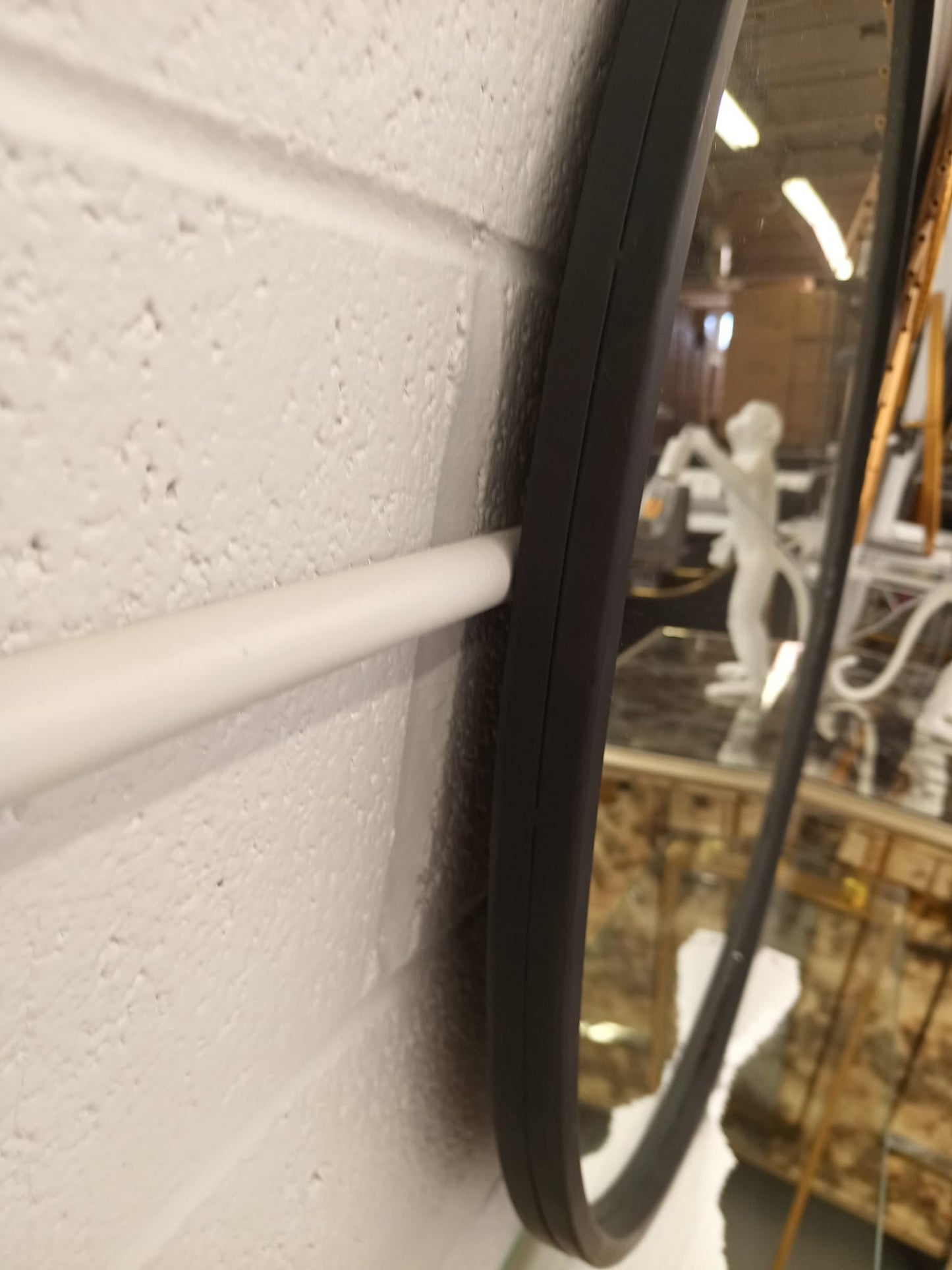 Round Mirror