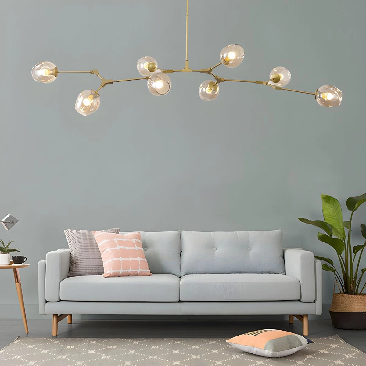 CHANDELIERS & PENDANTS