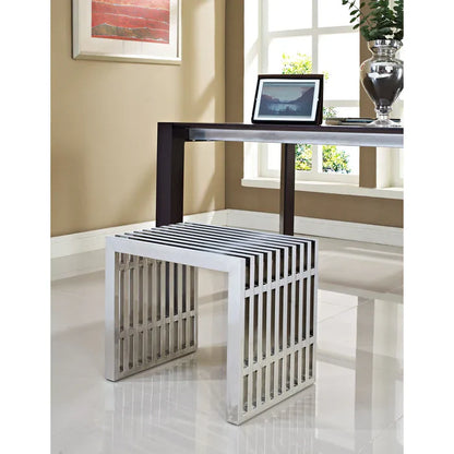 Nove Bench